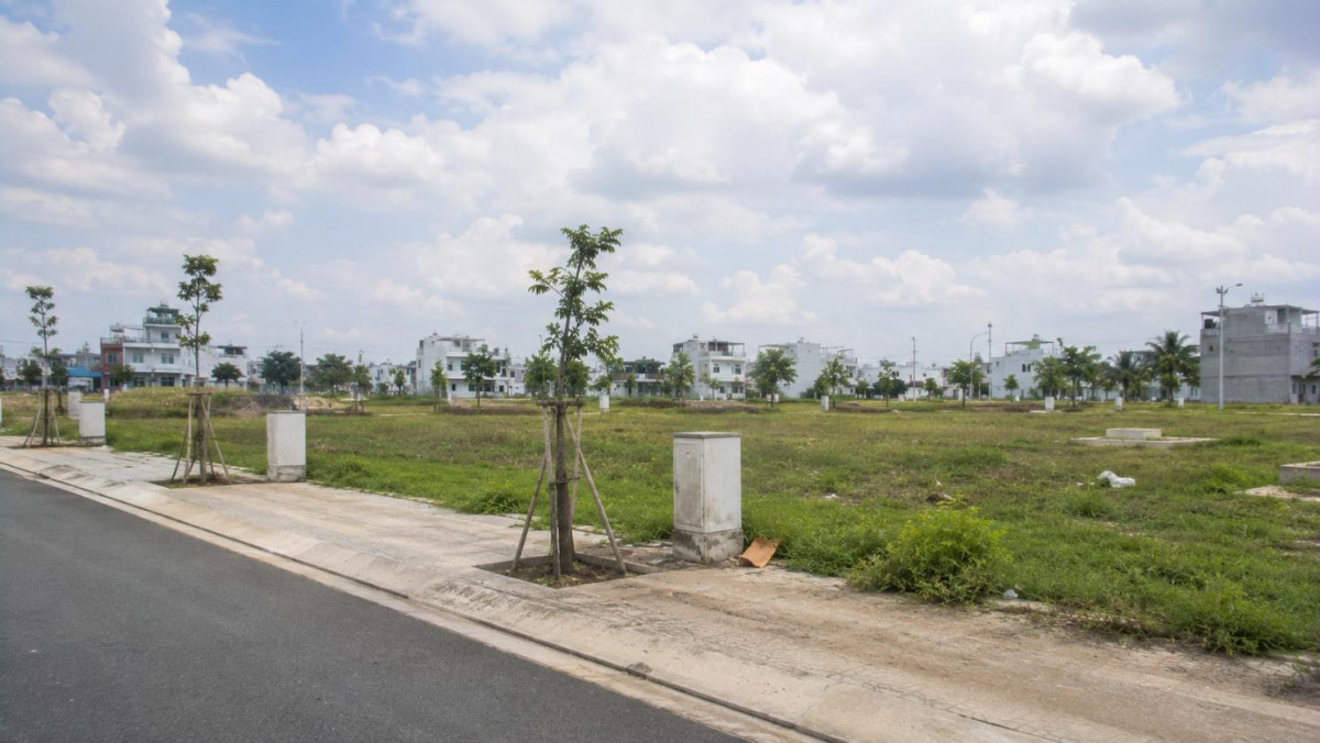 Bán Đất Đầu Tư Khu Tây TP.HCM, Tiềm Năng Gia Tăng Giá Trị