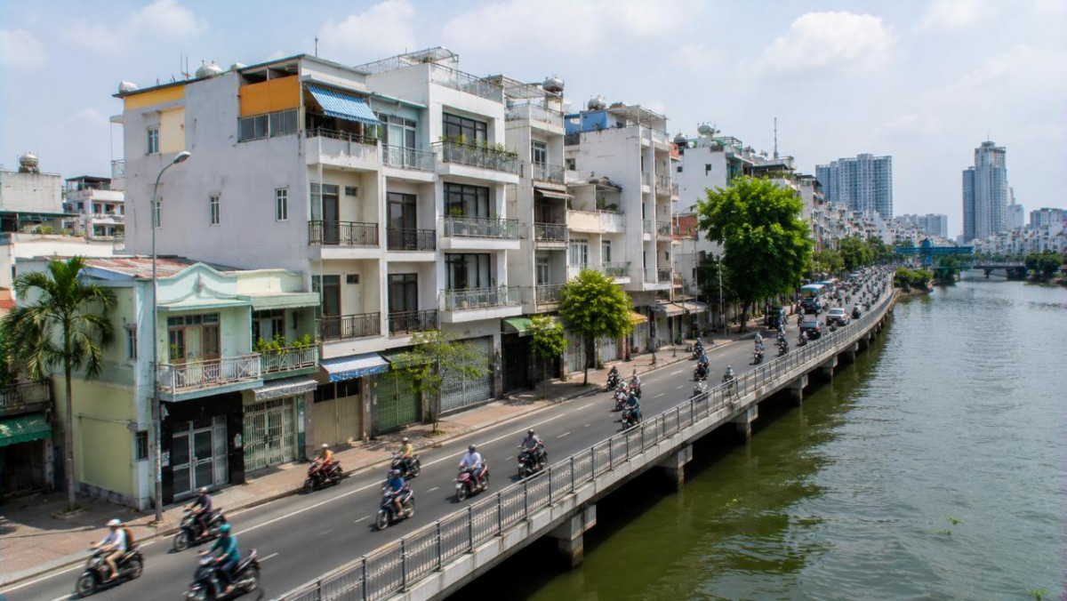 Bán Nhà Gần Cầu Khánh Hội, Thuận Tiện Kết Nối Quận 1 Và Quận 4