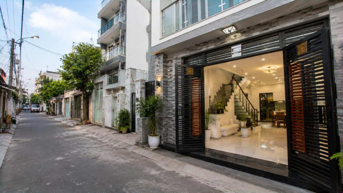 Bán Nhà Gần Chợ Kiến Đức, Khu Dân Cư Đông Đúc