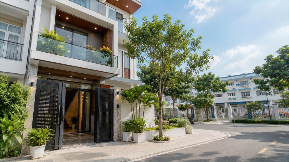 Bán Nhà Gần Trường Học Bình Phú, Thuận Tiện Cho Gia Đình