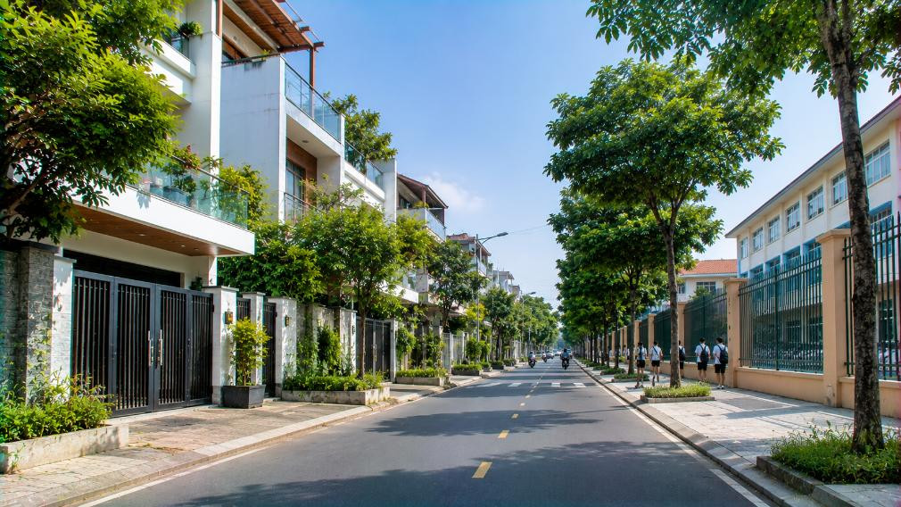Bán Nhà Gần Trường Học Tại Tân Sơn Nhất, Thuận Tiện Cho Gia Đình