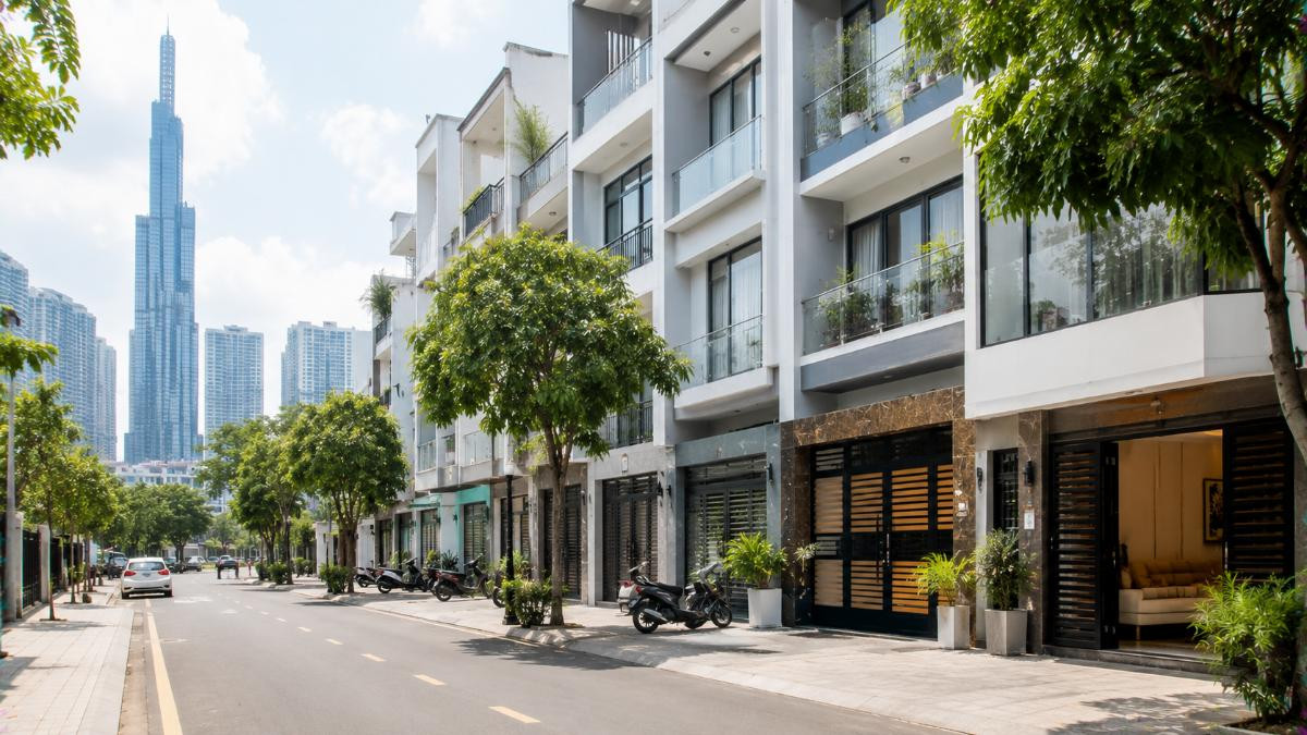 Bán Nhà Gần Vinhomes Central Park Bình Thạnh, Khu Vực Sầm Uất Và Tiềm Năng
