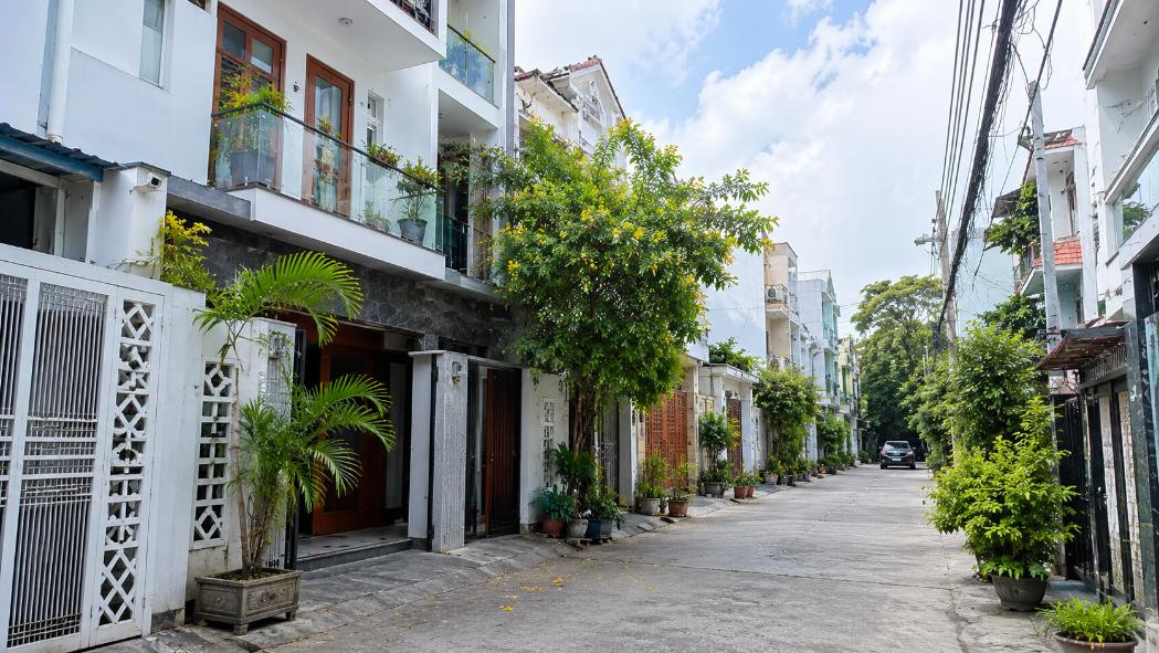 Bán Nhà Hẻm Xe Hơi Bình Quới, Thuận Tiện Di Chuyển Và Đỗ Xe