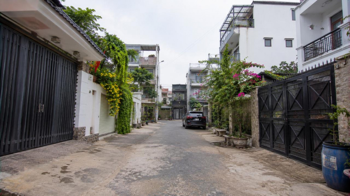 Bán Nhà Hẻm Xe Hơi Tân Thới Hiệp, Thuận Tiện Đậu Xe Và Di Chuyển