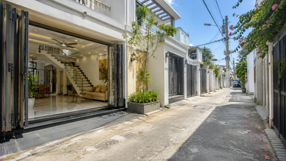 Bán Nhà Hẻm Xe Hơi Vũng Tàu, Khu Dân Cư Ổn Định