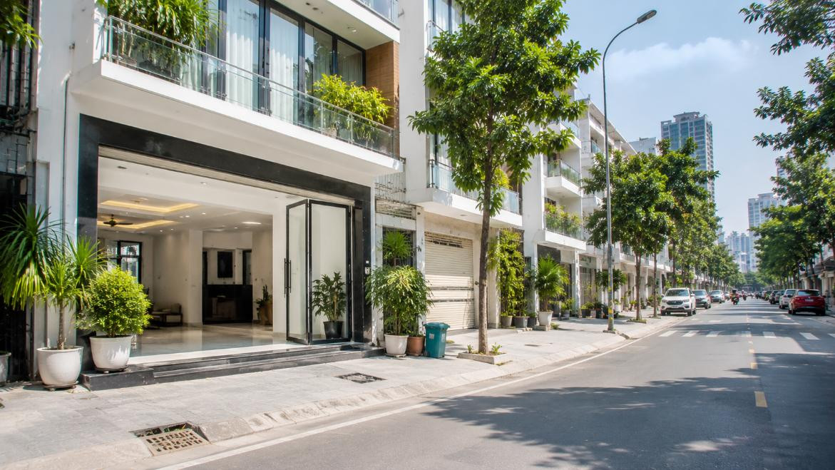 Bán Nhà Mặt Tiền Khu Vạn Phúc City, Giá Trị Khai Thác Bền Vững