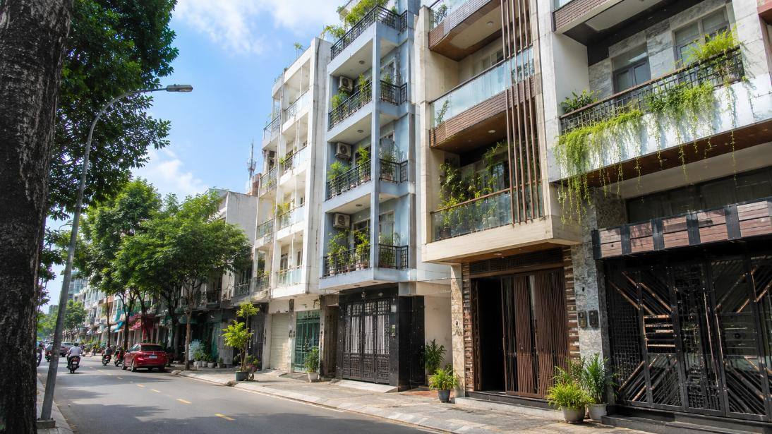 Bán Nhà Trên Trục Đường Lê Quang Định Phường Thạnh Mỹ Tây, Tuyến Đường Sầm Uất